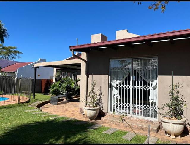 3 BEDROOM HOUSE FOR SALE IN SUNWARD PARK